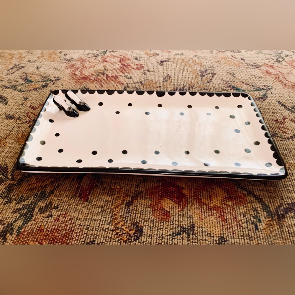 Sakura ceramic dish with a Shoe Embellishment